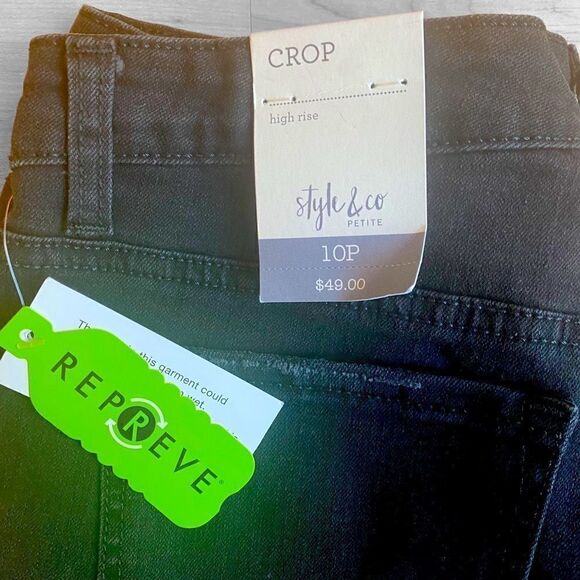 Style & Co Crop High Rise Black Jeans Sz 10P NWT - Picture 2 of 6
